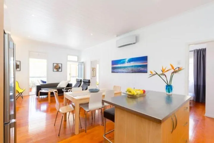 Sunny Home - Near West End Cafe'S, South Bank & City Brisbane 0*,  Austrálie